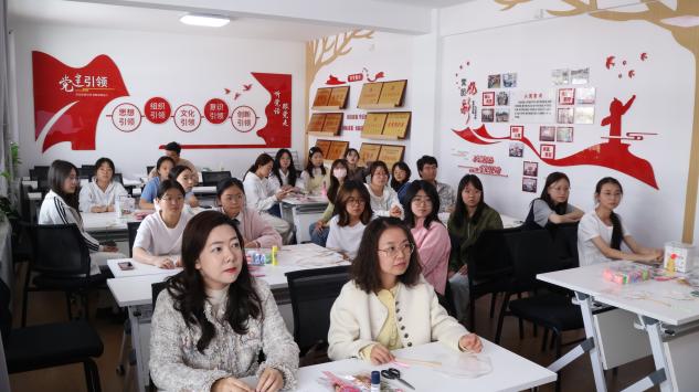 扇舞古韻，文化沁心——潤澤書院舉辦DIY團扇文化藝術體驗活動